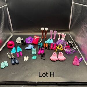 Barbie Ken Shoes, Boots, Hats, Boxing Gloves Scuba Gear Guitar, 50+ Pieces Lot H